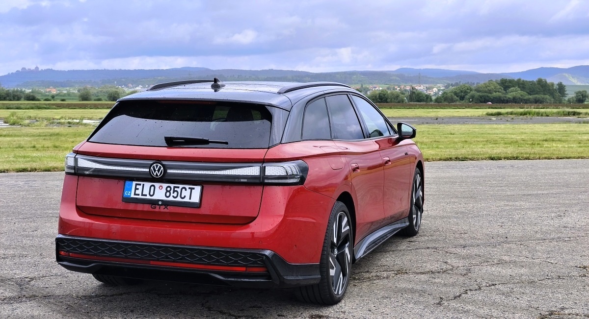 vw-id-7-tourer-gtx-2025-16