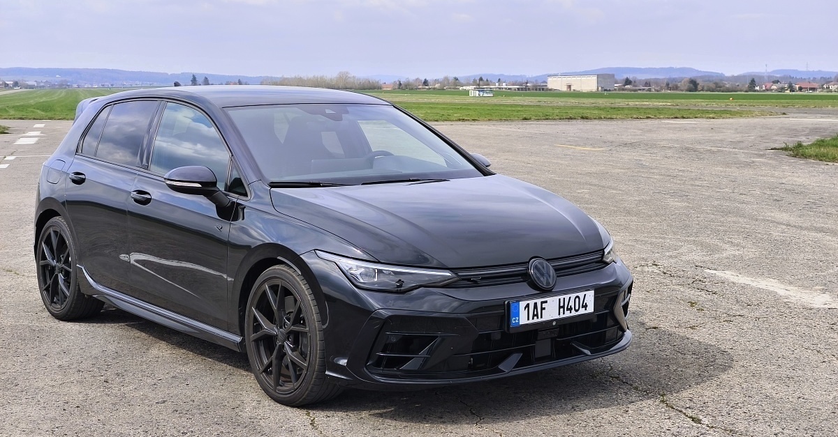 volkswagen-golf-r-2025-6