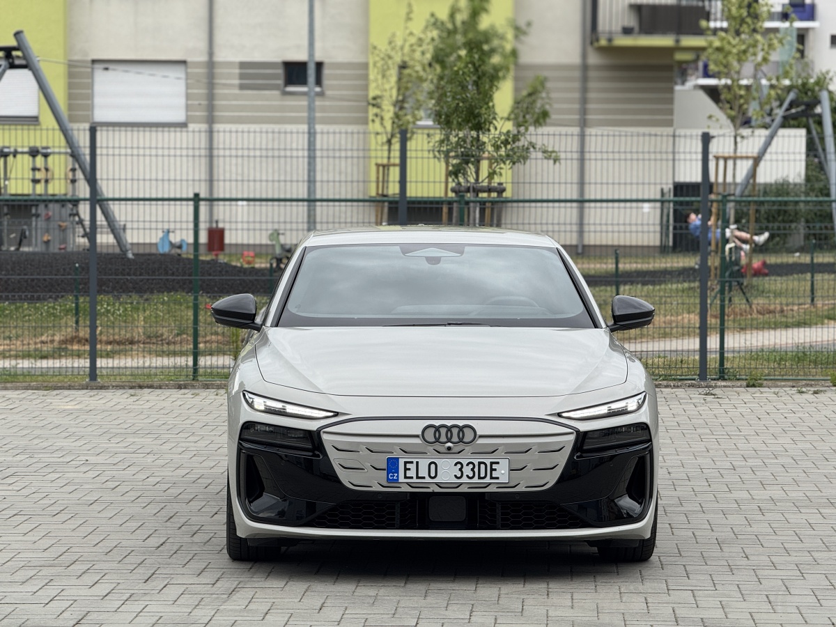 audi-a6-e-tron-2025-3