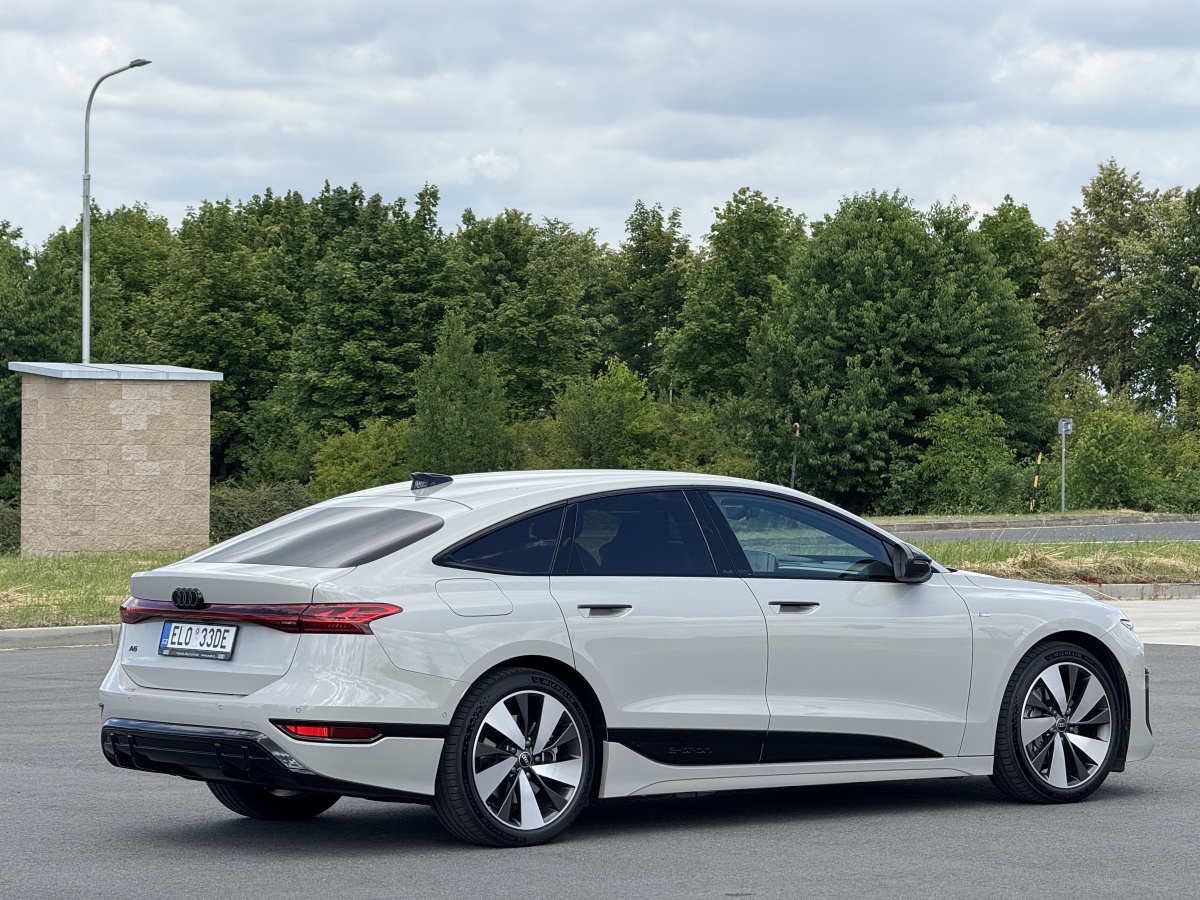 audi-a6-e-tron-2025-7
