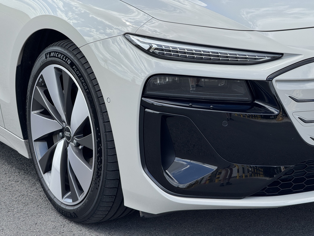 audi-a6-e-tron-2025-8