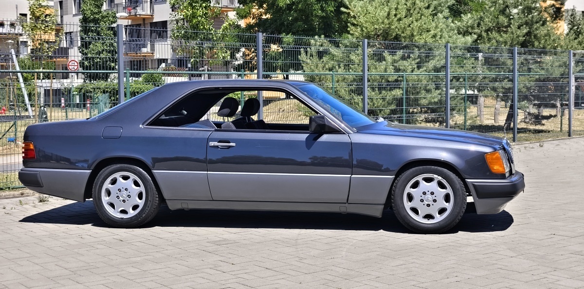 mercedes-benz-e-coupe-c124-22