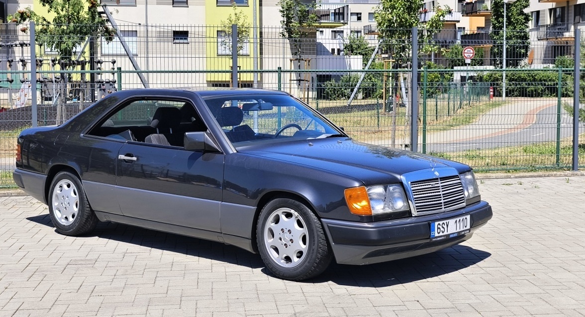 mercedes-benz-e-coupe-c124-23