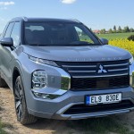 mitsubishi-outlander-phev-2025-16