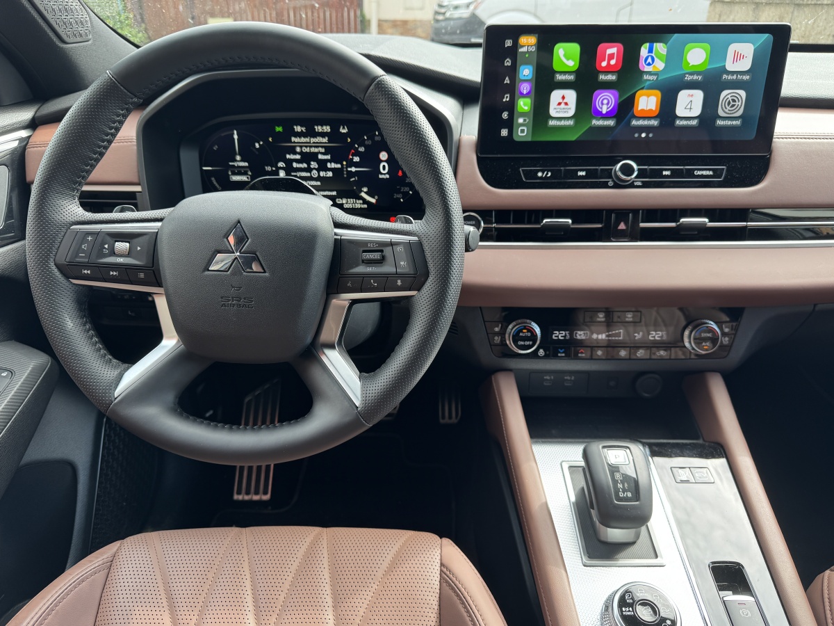 mitsubishi-outlander-phev-2025-38