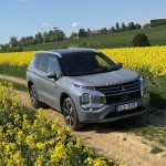 mitsubishi-outlander-phev-2025-5