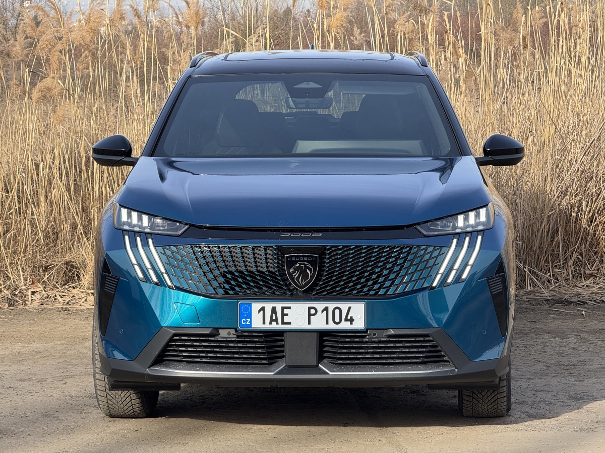 peugeot-5008-2025-1