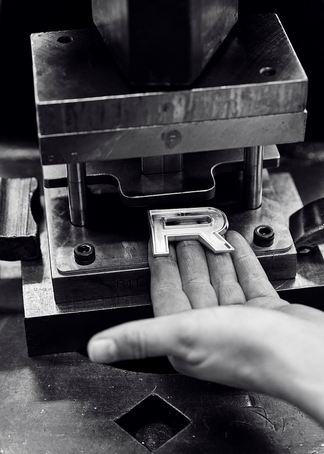 rrs_bespoke_bw_01