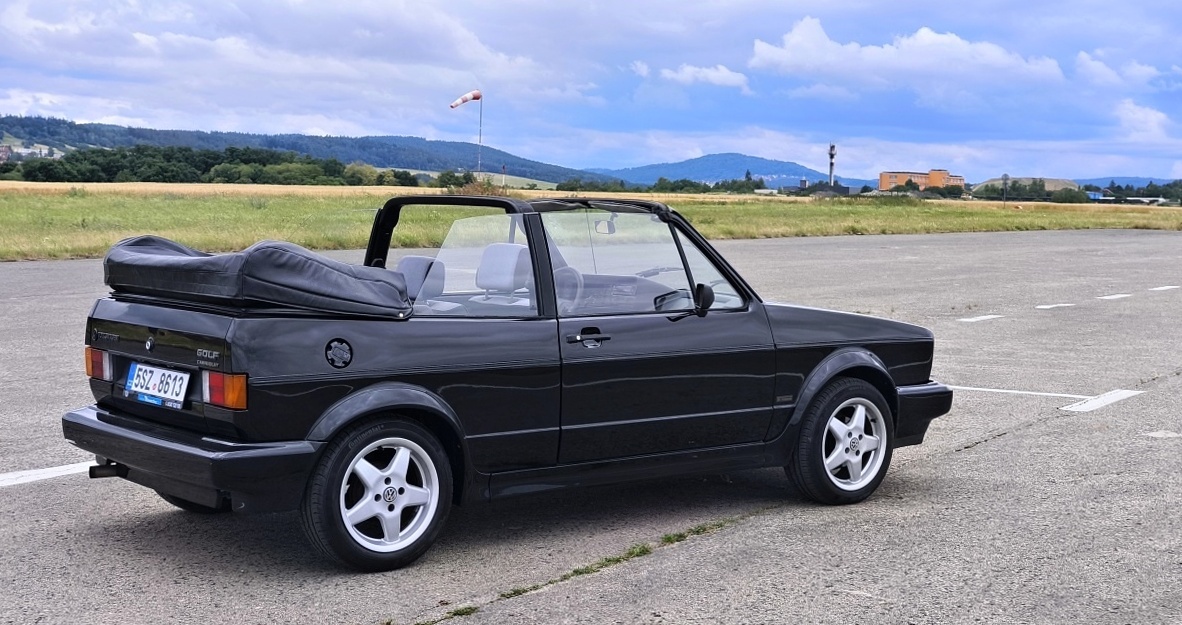 volkswagen-golf-mki-cabriolet-15