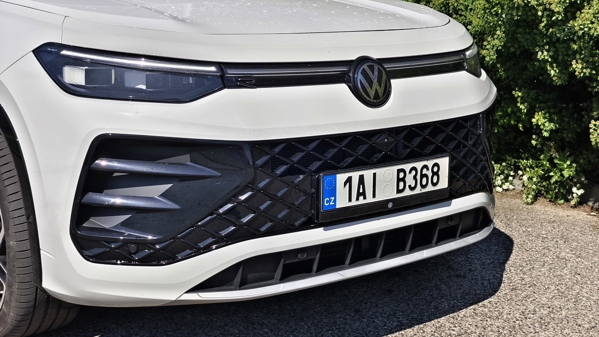volkswagen-tayron-2025-9