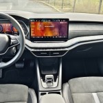 skoda-octavia-kombi-130-let-2025-28