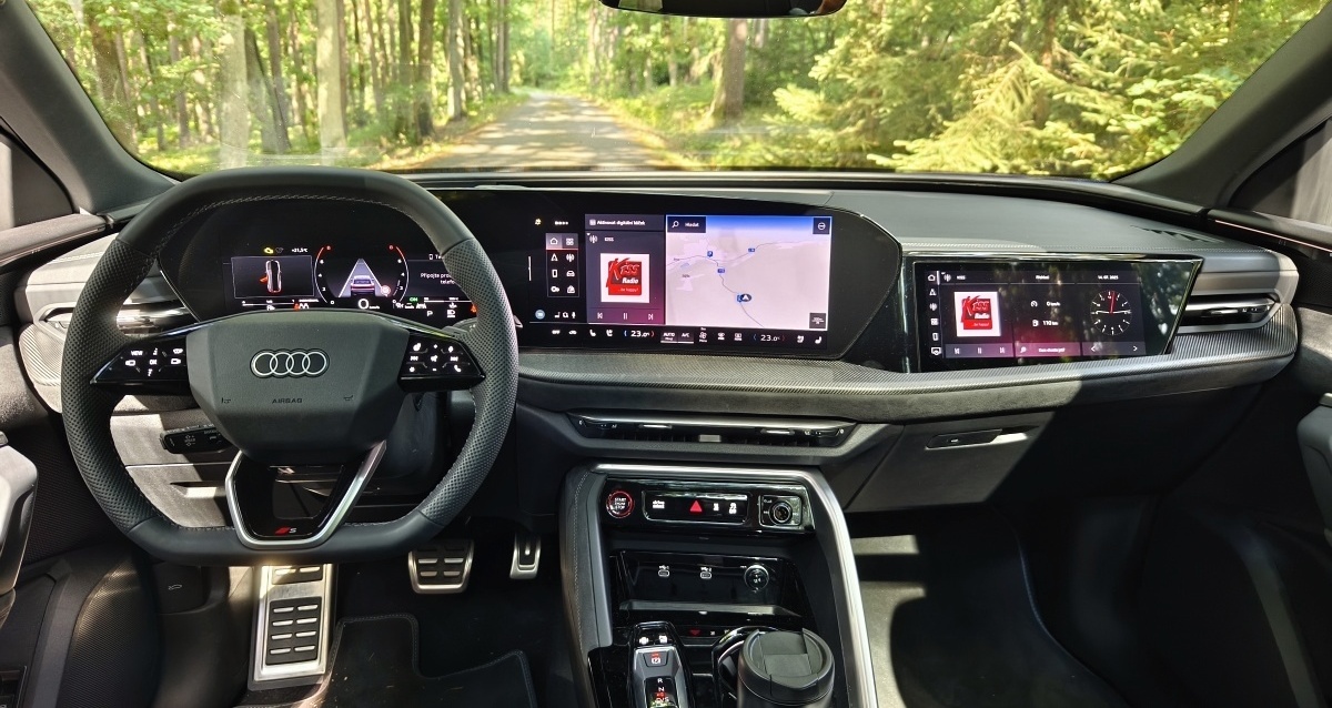 audi-sq5-2025-41