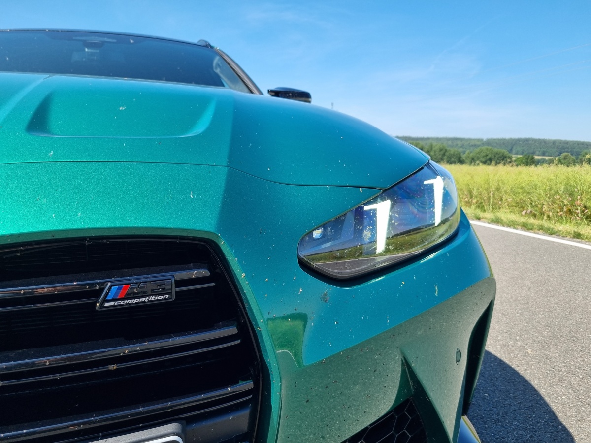bmw-m3-touring-2025-12