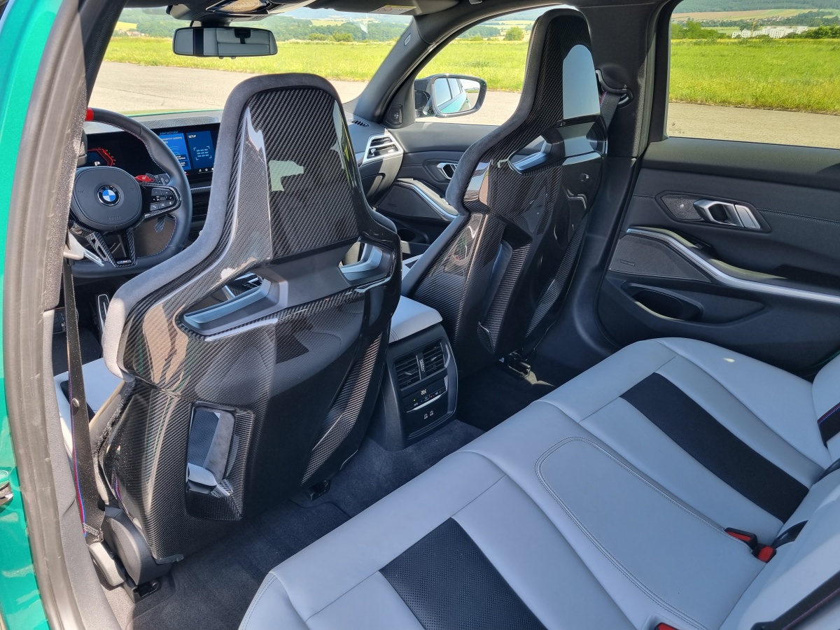 bmw-m3-touring-2025-16