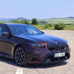 bmw-m5-touring-2025-10