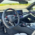 bmw-m5-touring-2025-33