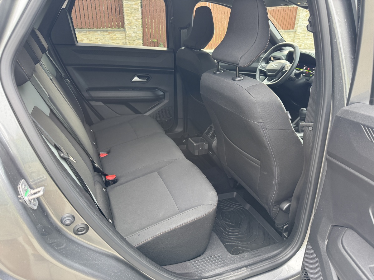 dacia-bigster-2025-30