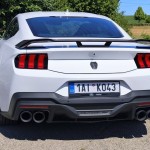 ford-mustang-dark-horse-2025-19