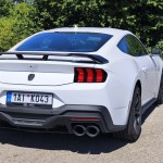 ford-mustang-dark-horse-2025-20