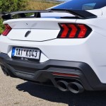 ford-mustang-dark-horse-2025-23
