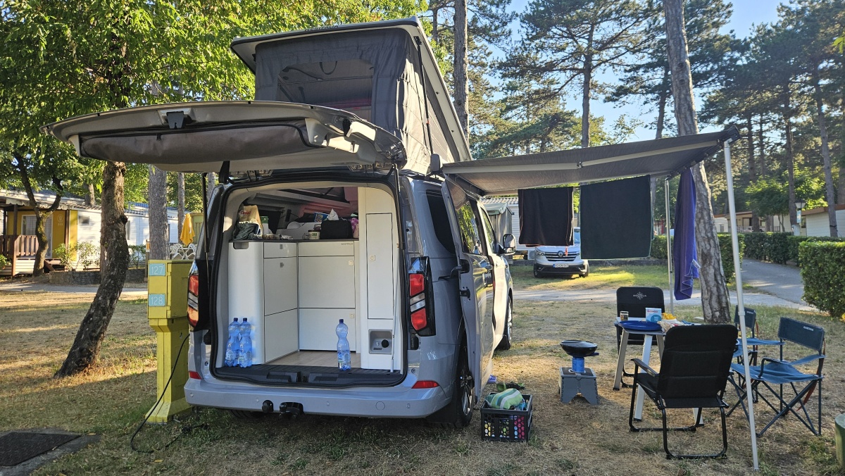 ford-transit-nugget-2025-4