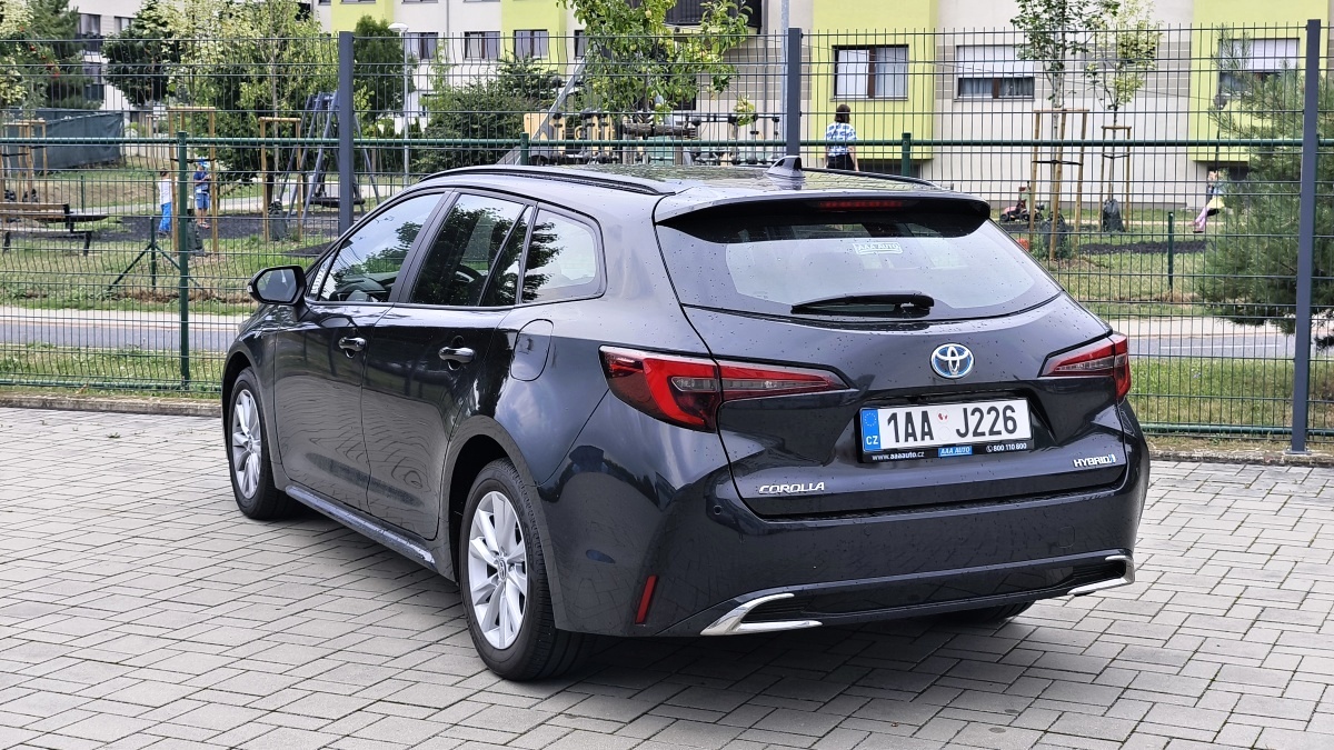 toyota-corolla-combi-10