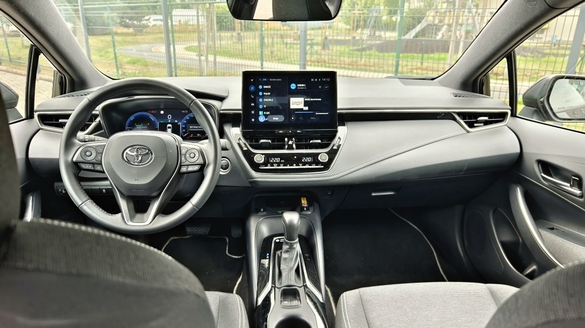 toyota-corolla-combi-21