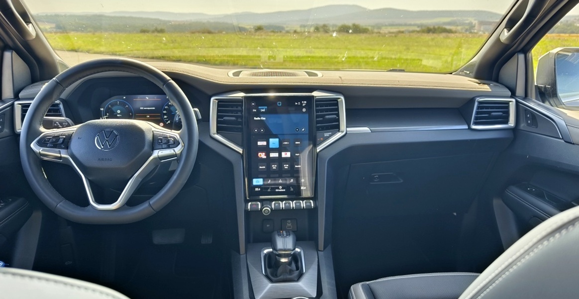 volkswagen-amarok-aventura-2025-46