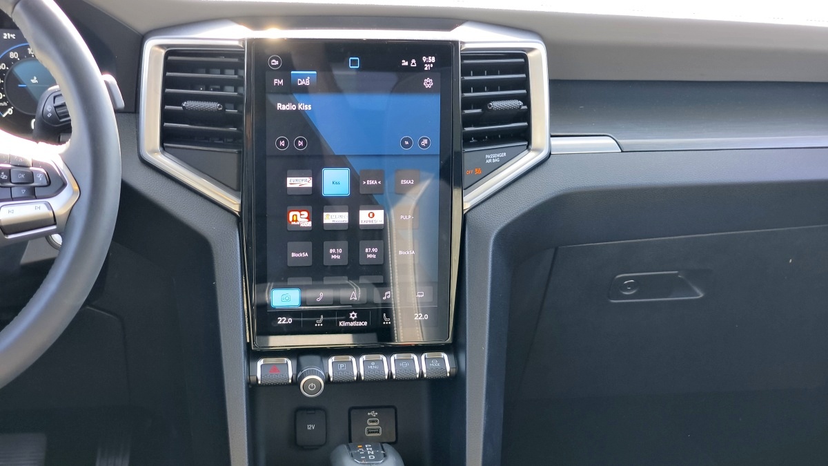 volkswagen-amarok-aventura-2025-48