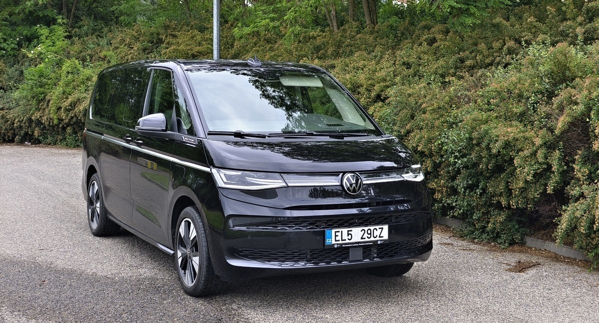 volkswagen-multivan-2025-1
