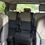 volkswagen-multivan-2025-27