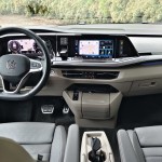 volkswagen-multivan-2025-32