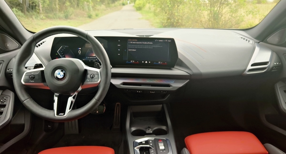 bmw-2-gran-coupe-2025-29