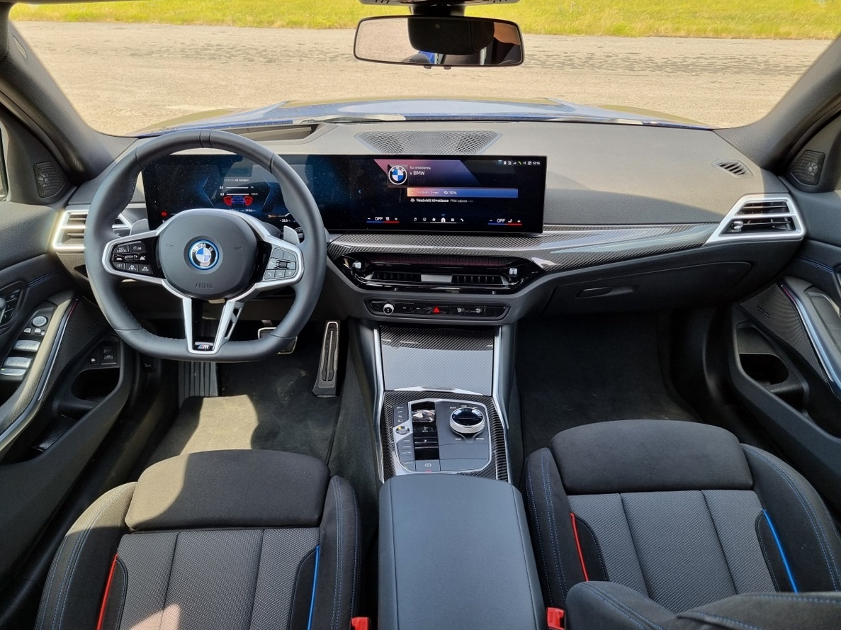 bmw-3-2025-17