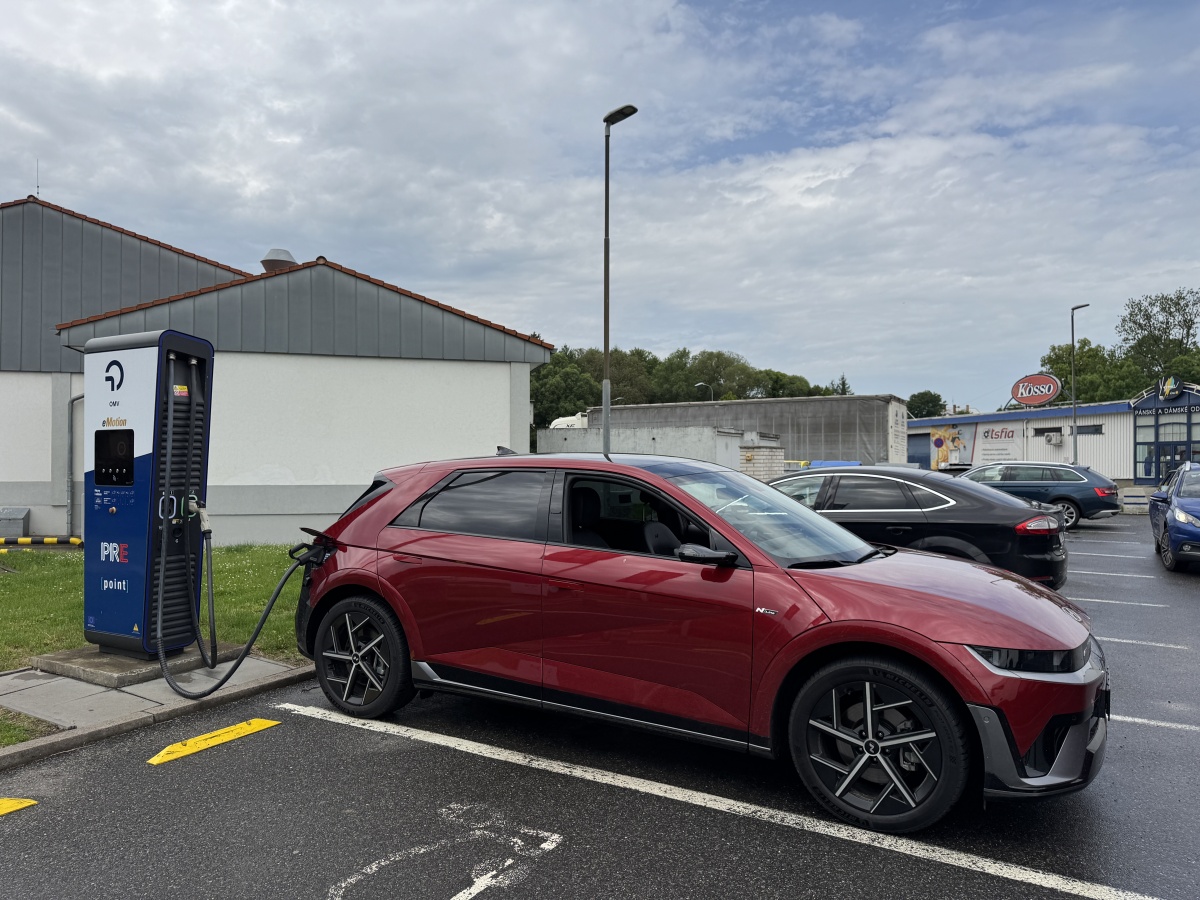 hyundai-ioniq-5-2025-n-line-23