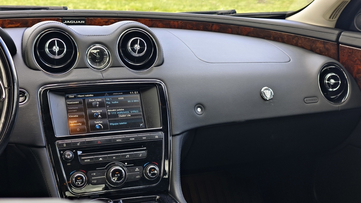 jaguar-xj-x351-45