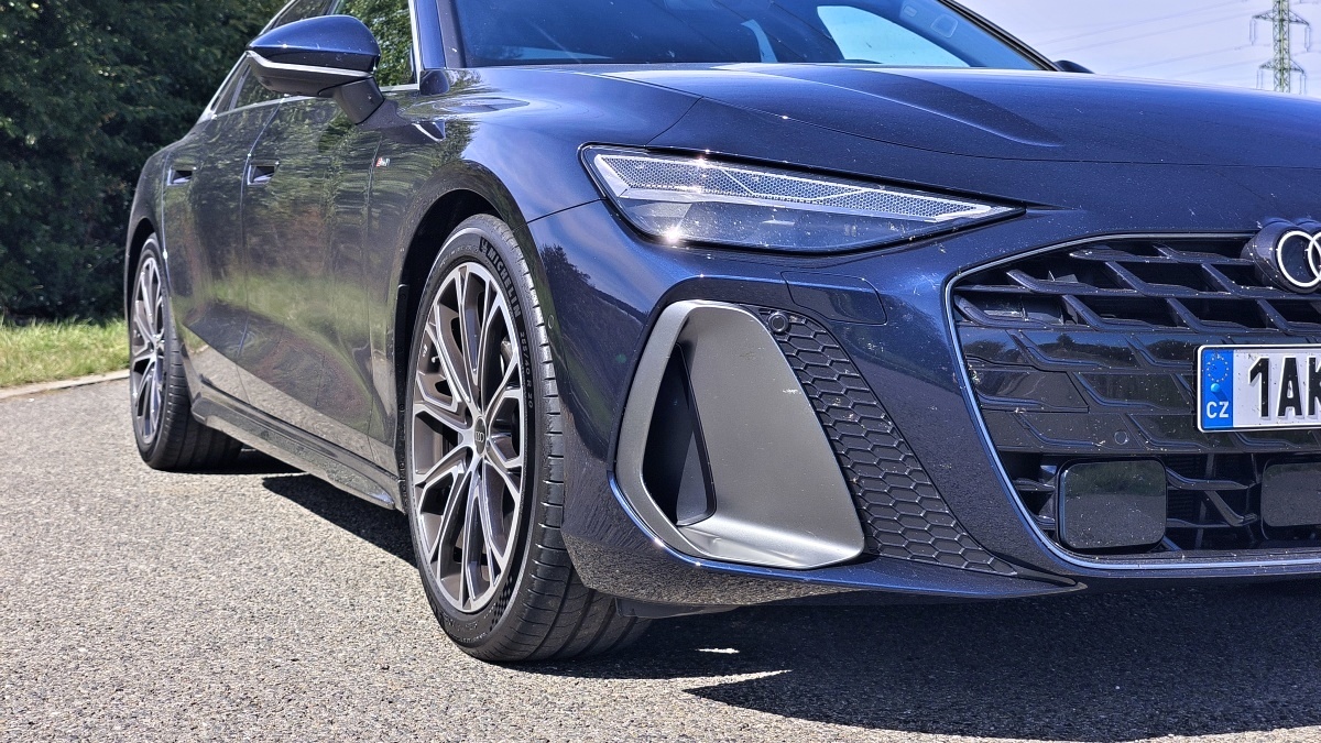 audi-a6-2025-12