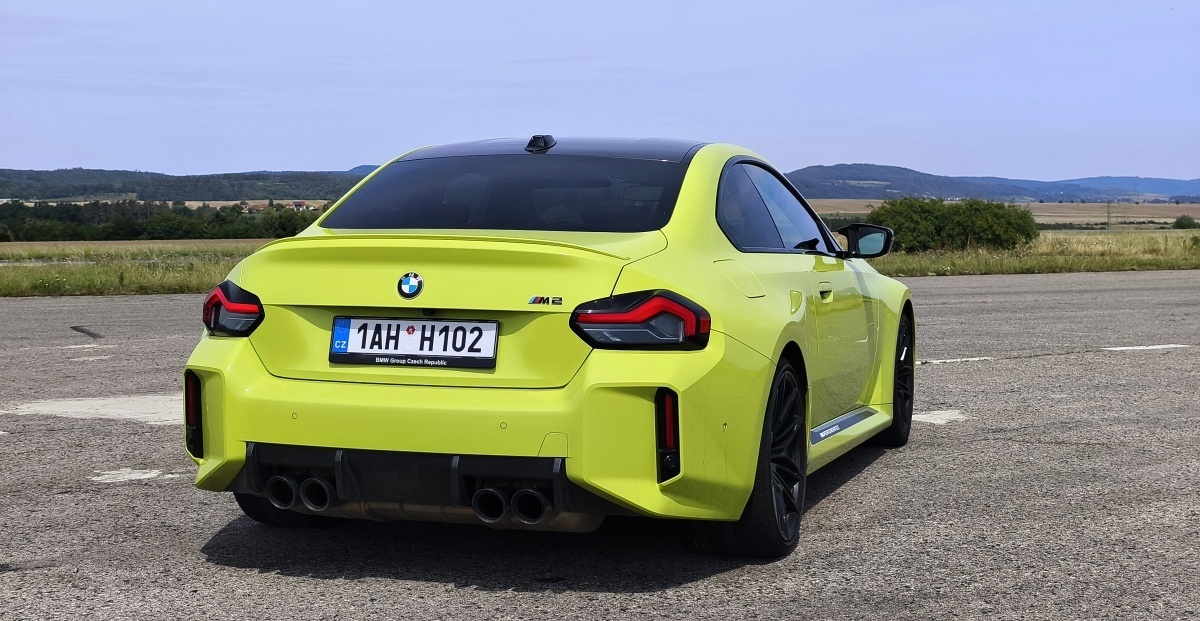 bmw-m2-lci-2025-34