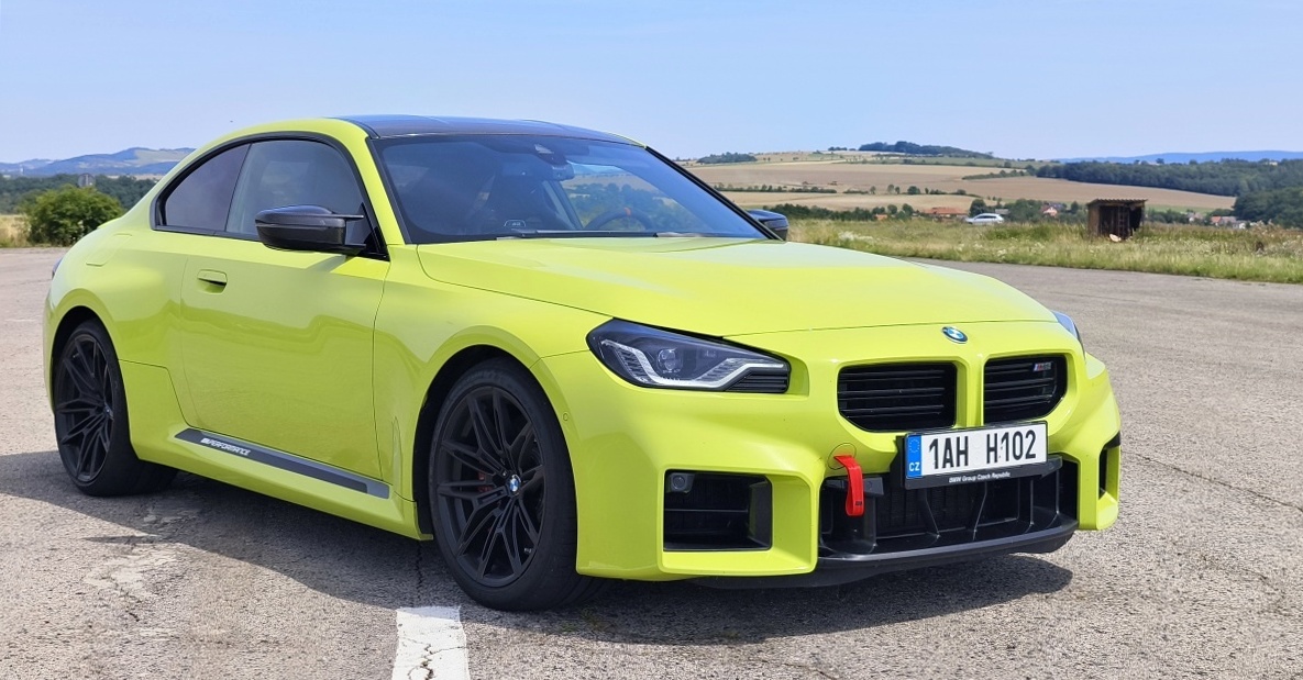 bmw-m2-lci-2025-6