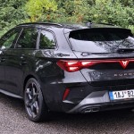 cupra-leon-sportstourer-2025-15