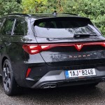 cupra-leon-sportstourer-2025-16