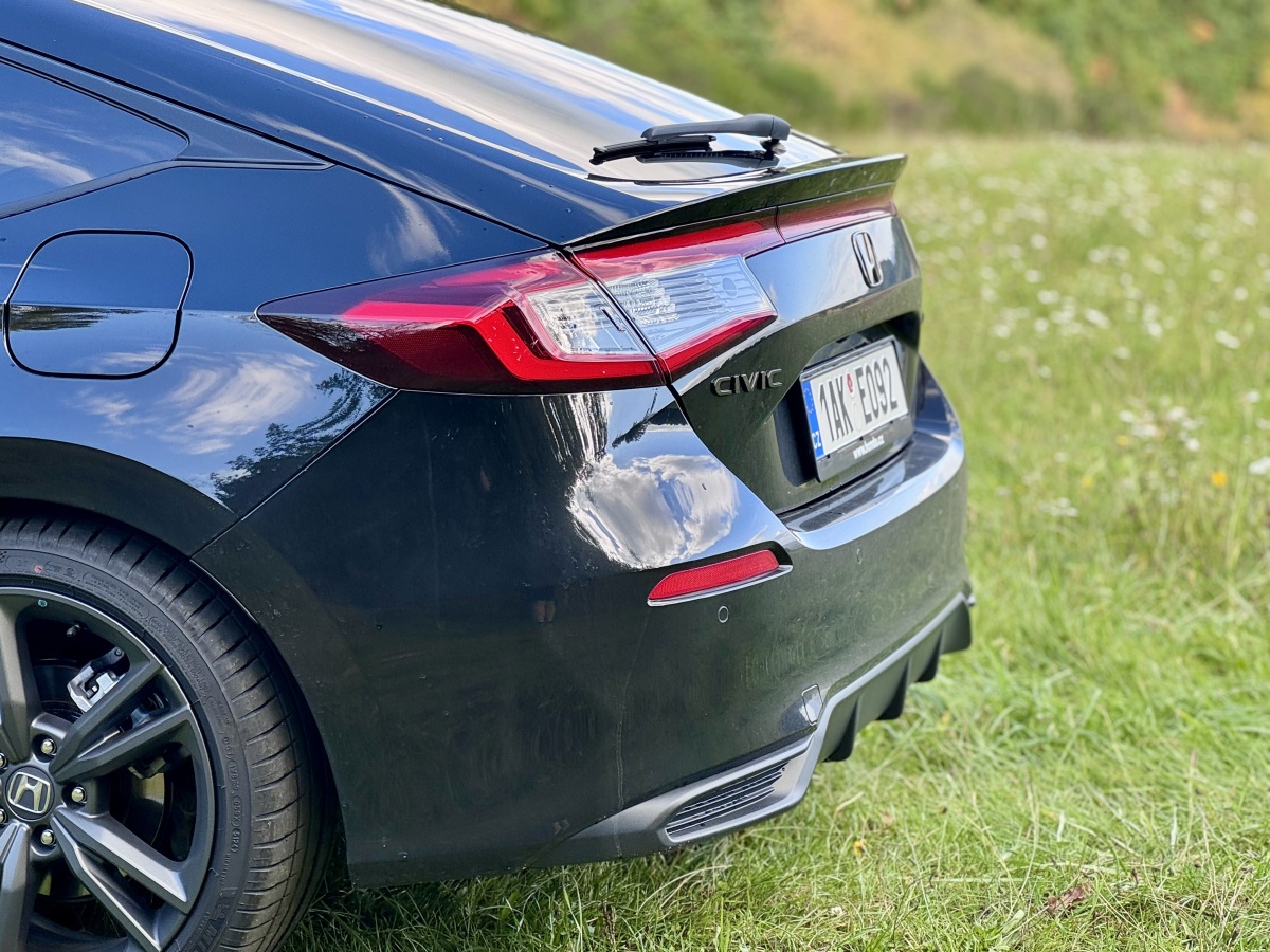 honda-civic-2025-facelift-15