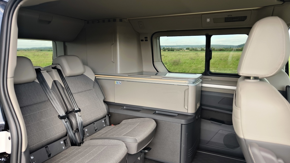 volkswagen-california-ocean-t7-2025-27
