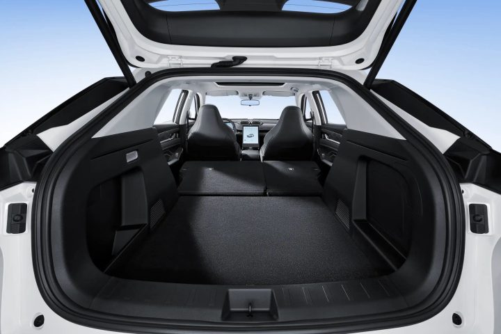 dongfeng_mage_38-720x480