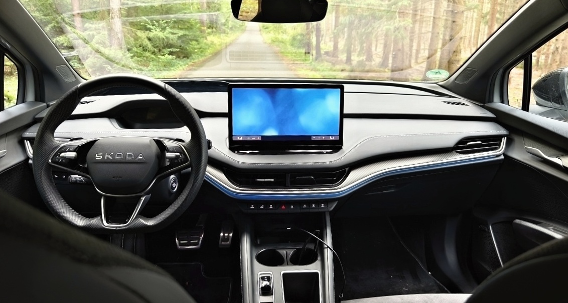 skoda-enyaq-suv-facelift-2025-27