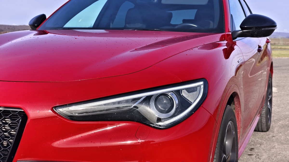alfa-romeo-stelvio-veloce-13