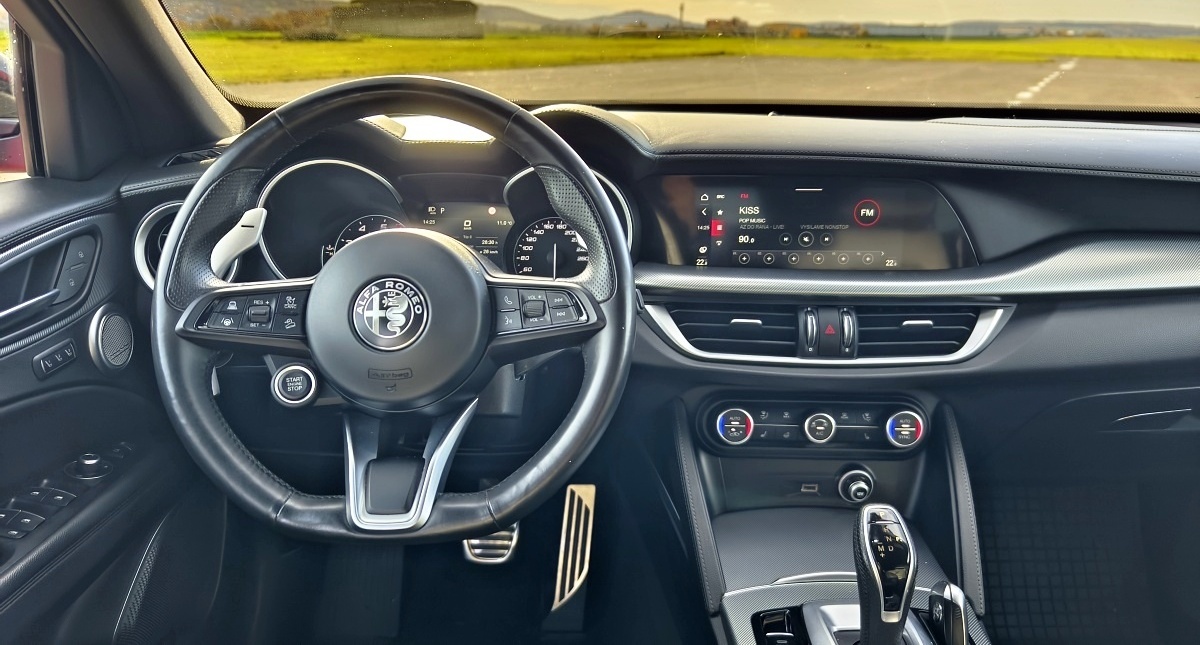 alfa-romeo-stelvio-veloce-23