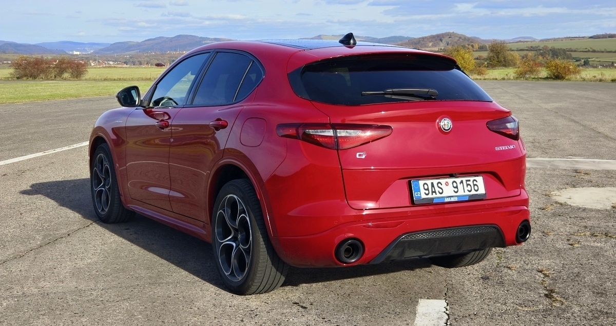 alfa-romeo-stelvio-veloce-29