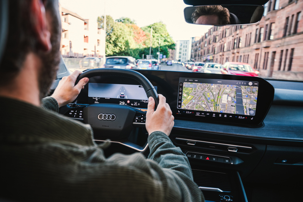 Compact class meets Celtic charm: the new Audi Q3 in Scotland