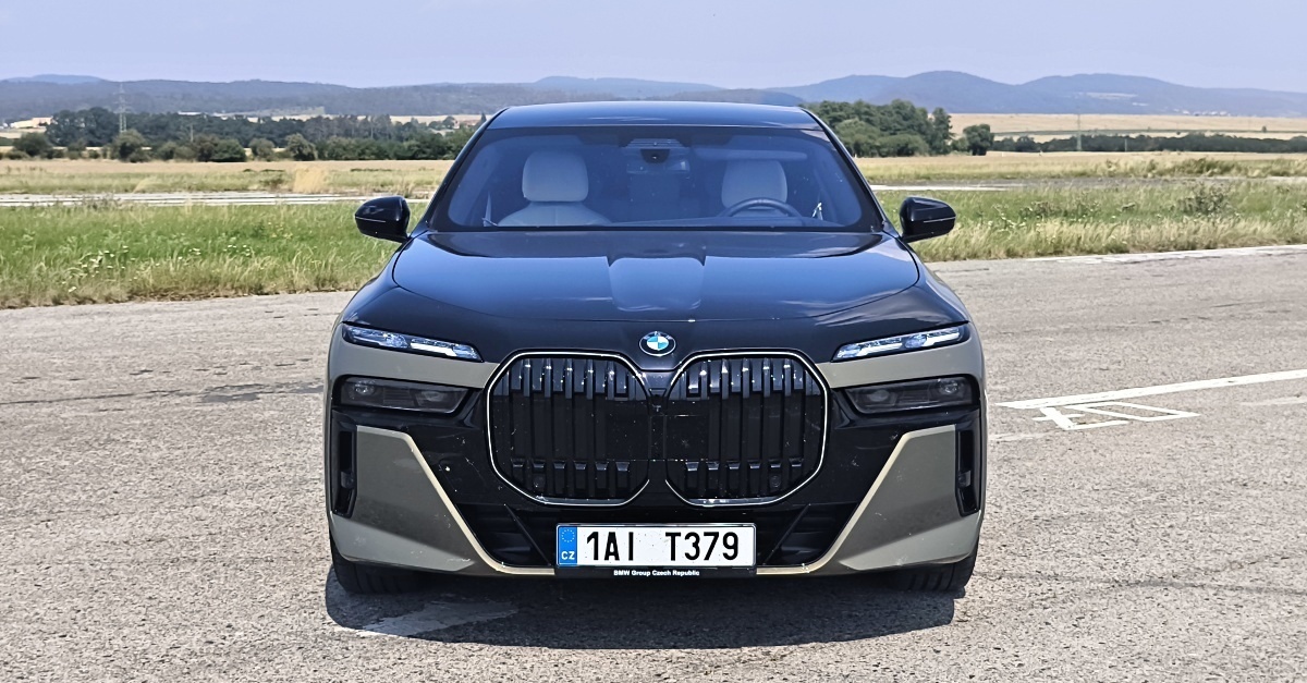 bmw-7-2025-6